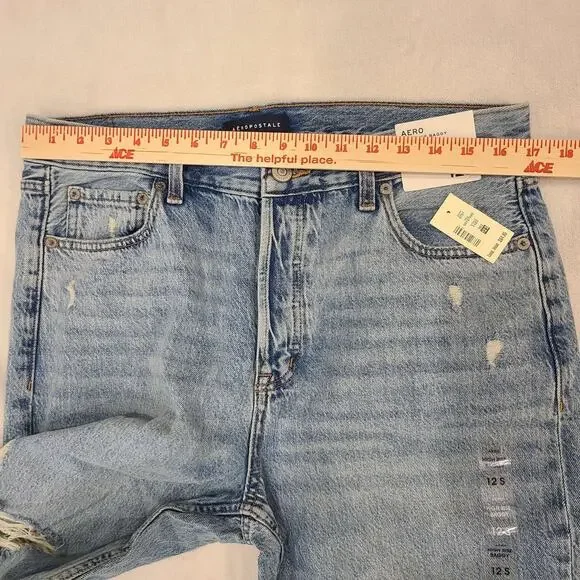 NWT AERO HIGH RISE BAGGY Jeans Light Wash Ripped Distressed Sz 12 Short - Picture 9 of 10